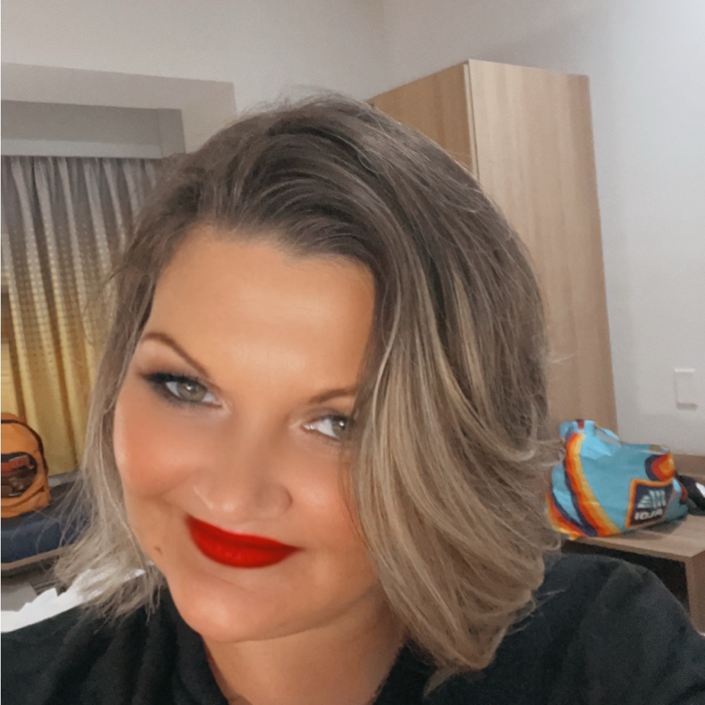 Meet your Posher, Nickey